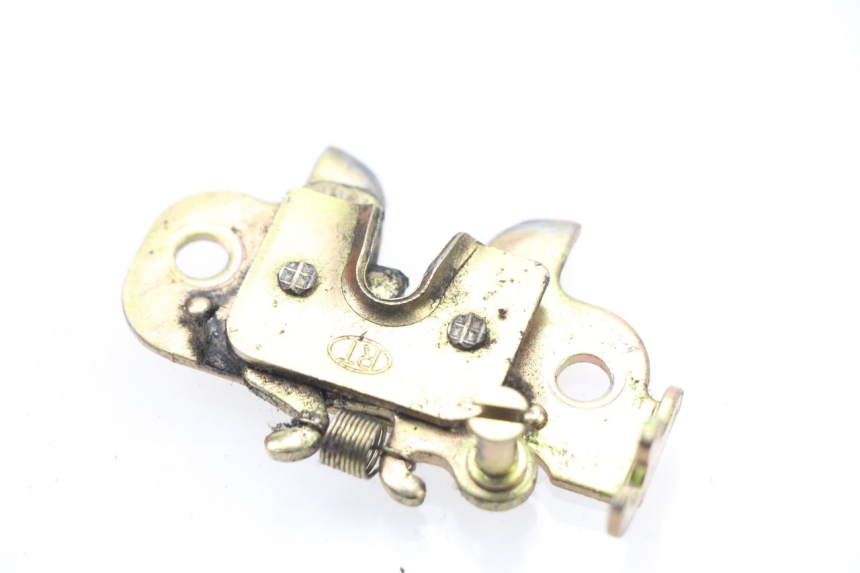 photo de SERRURE DE SELLE PEUGEOT KISBEE 2T 50 (2010 - 2017)