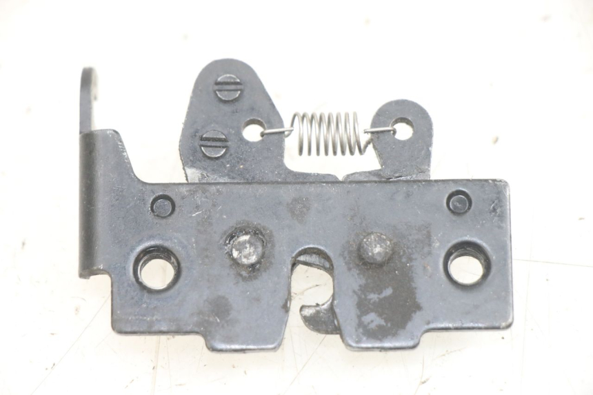 photo de SERRURE DE SELLE PIAGGIO MEDLEY 125 (2016 - 2023)