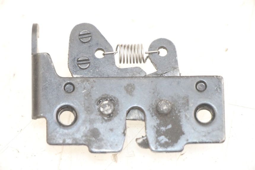 photo de SERRURE DE SELLE PIAGGIO MEDLEY 125 (2016 - 2023)