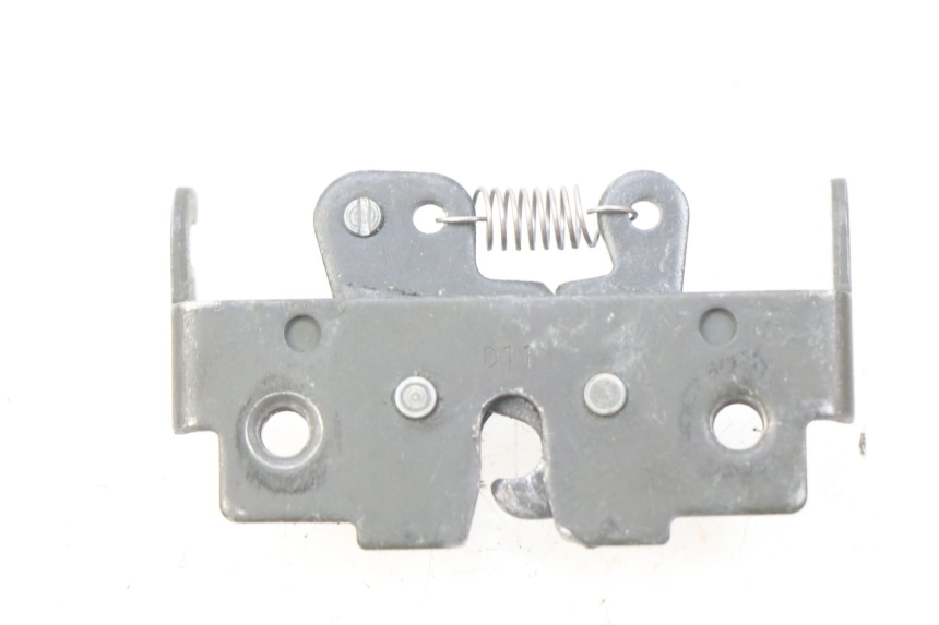 photo de SERRURE DE SELLE PIAGGIO MP3 500 (2011 - 2015)