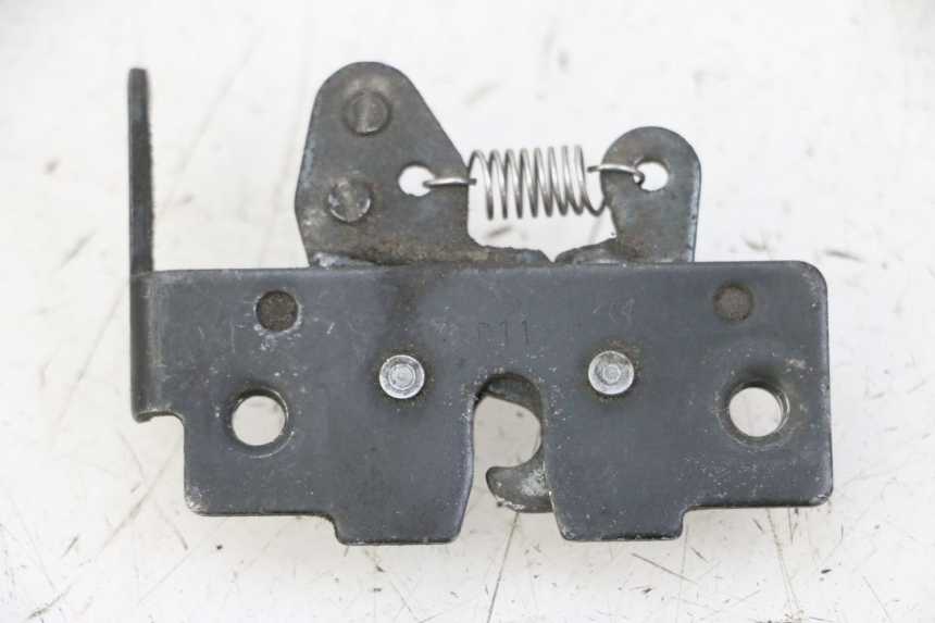 photo de SERRURE DE SELLE PIAGGIO MP3 500 (2011 - 2015)