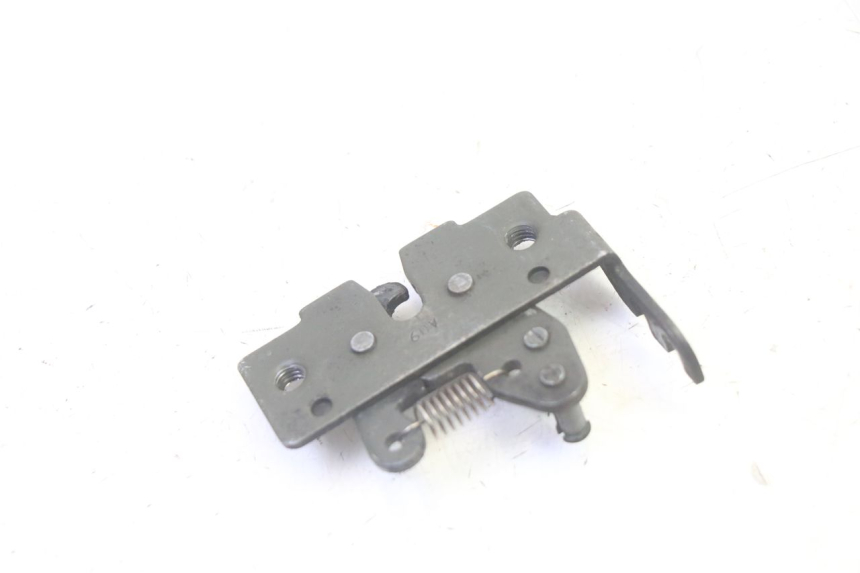 photo de SERRURE DE SELLE PIAGGIO MP3 RL 250 (2007 - 2010)