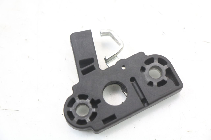 photo de SERRURE DE SELLE MOTO GUZZI NORGE 8V GT 1200 (2011 - 2016)