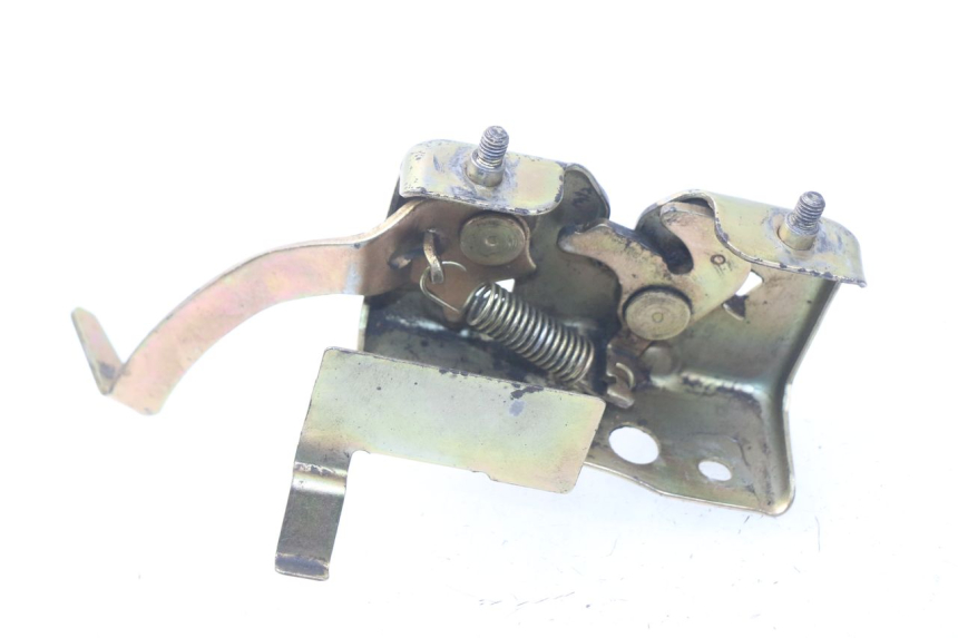 photo de SERRURE DE SELLE PEUGEOT SV 50 (1992 - 2004)