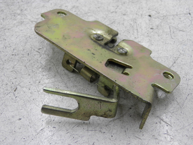 photo de SERRURE DE SELLE PEUGEOT TWEET 4T 50 (2010 - 2014)