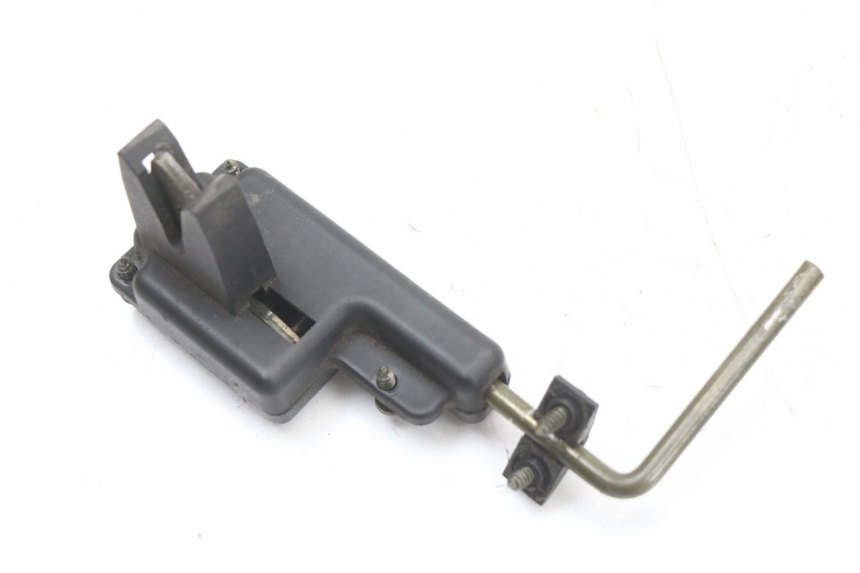 photo de SERRURE DE SELLE PIAGGIO FLY 4T 50 (2004 - 2010)