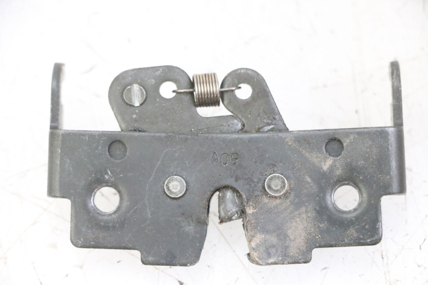 photo de SERRURE DE SELLE PIAGGIO MP3 LT 400 (2007 - 2012)