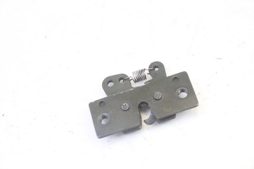 photo de SERRURE DE SELLE PEUGEOT SATELIS 125 (2013 - 2018)