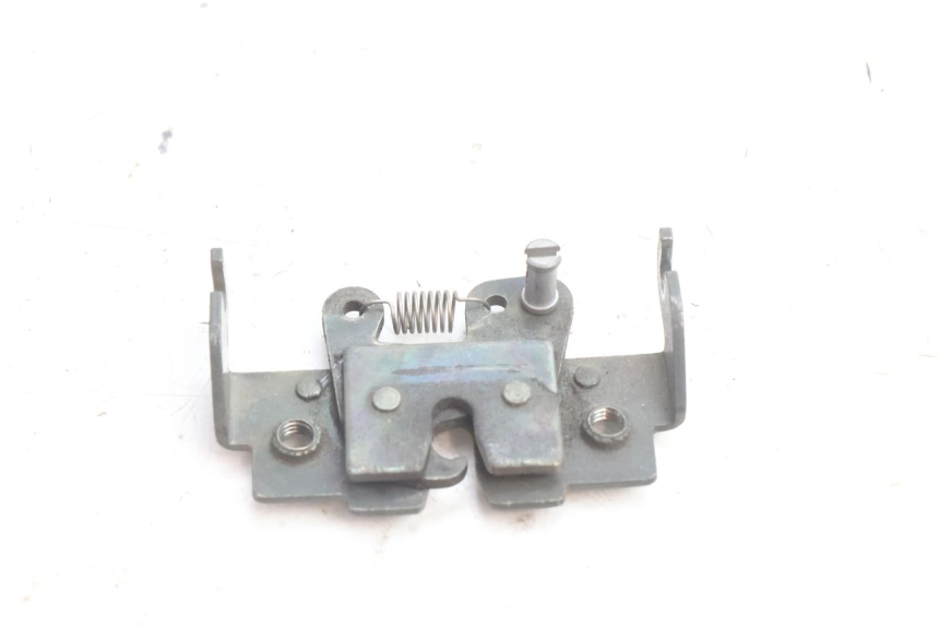 photo de SERRURE DE SELLE HONDA SH 125 (2001 - 2003) - Vue principale