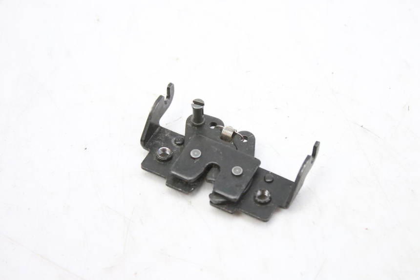 photo de SERRURE DE SELLE APRILIA SR R 2T LC 50 (2018 - 2021)