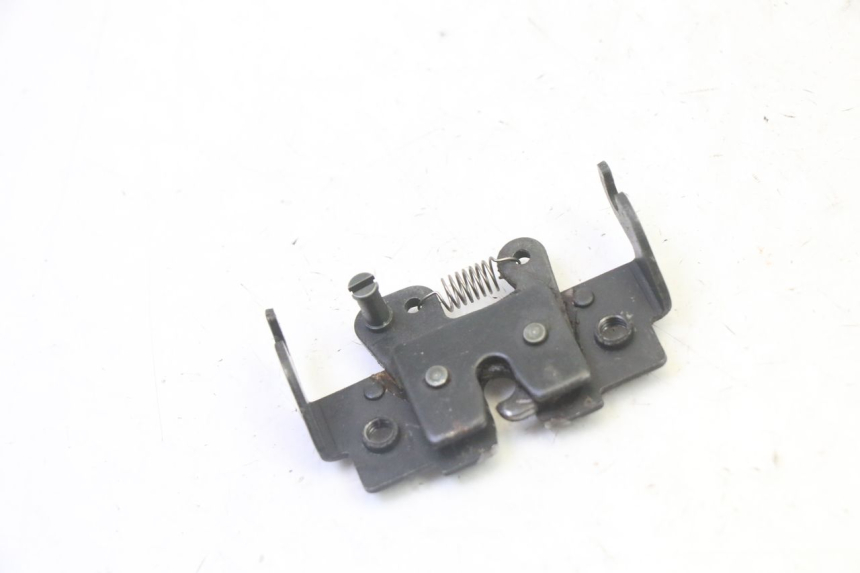 photo de SERRURE DE SELLE APRILIA SR R 2T LC 50 (2018 - 2021)