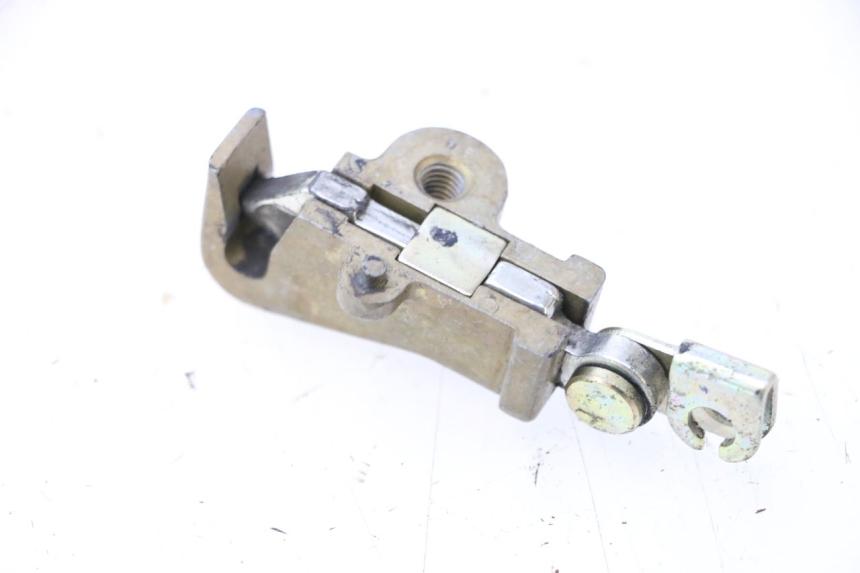 photo de SERRURE DE SELLE HONDA ST PAN EUROPEAN 1100 (1990 - 2002) - Détail de la pièce