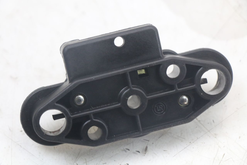 photo de SERRURE DE SELLE SUZUKI SV N 650 (1999 - 2002)