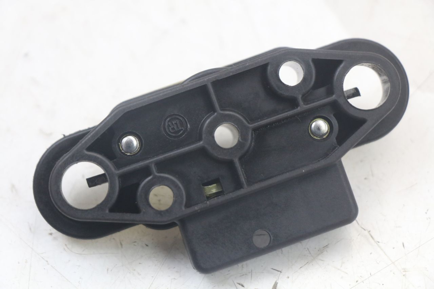 photo de SERRURE DE SELLE SUZUKI SV N 650 (1999 - 2002)