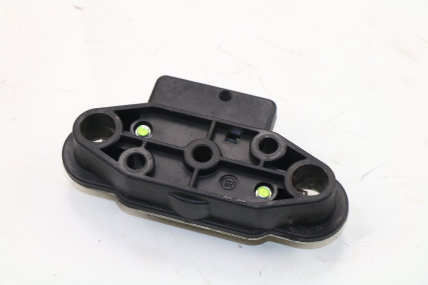 photo de SERRURE DE SELLE SUZUKI SV N 650 (2003 - 2009)