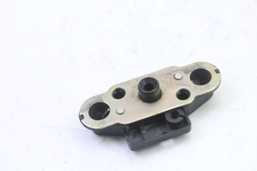 photo de SERRURE DE SELLE SUZUKI SV S 650 (2003 - 2009)
