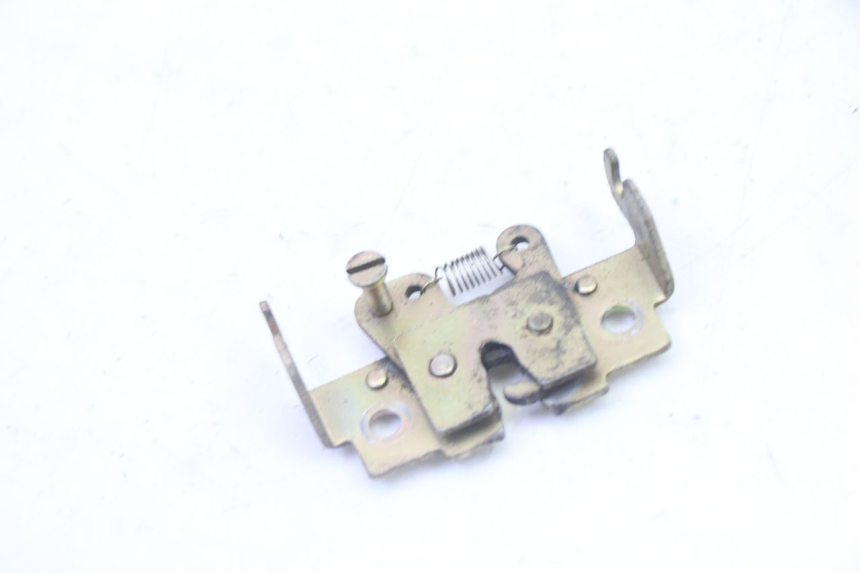 photo de SERRURE DE SELLE PEUGEOT VIVACITY NEW 4T 50 (2008 - 2017)