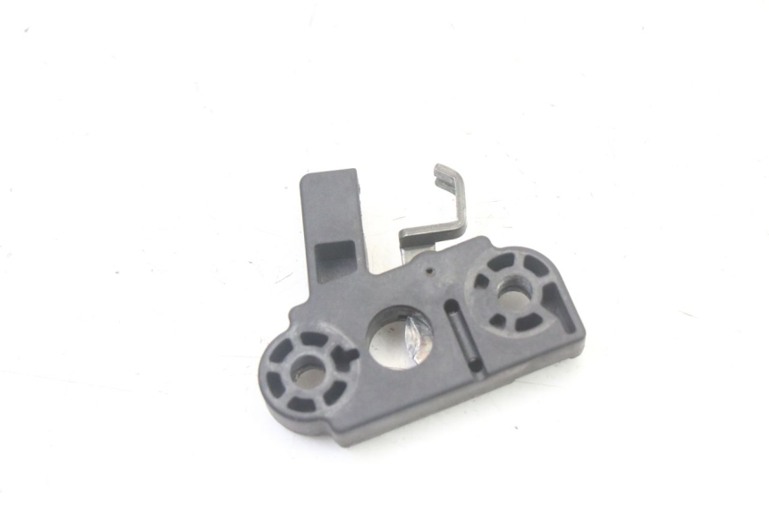 photo de SERRURE DE SELLE YAMAHA WHY 50 (1998 - 2000)