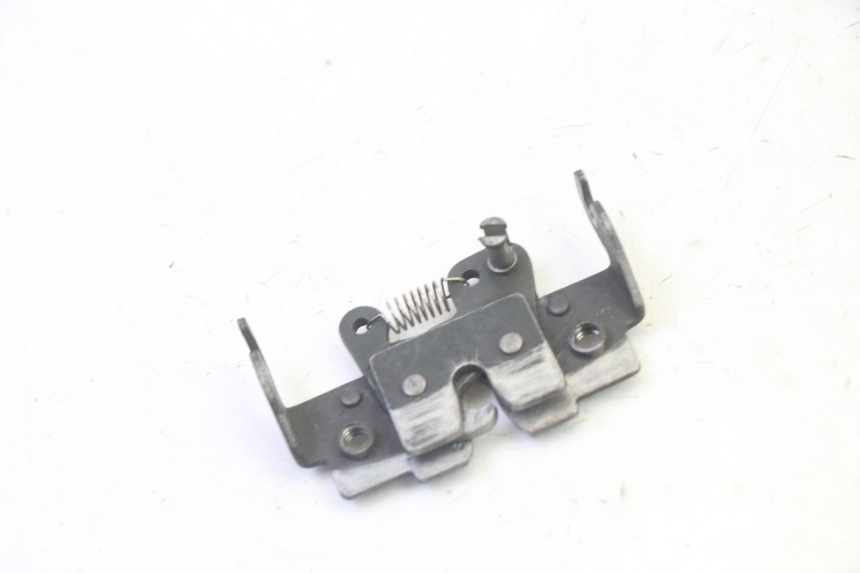 photo de SERRURE DE SELLE YAMAHA X-MAX XMAX 125 (2010 - 2014)