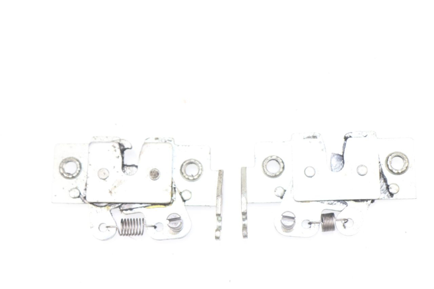 photo de SERRURE DE SELLE YAMAHA XMAX X-MAX 125 (2006 - 2009) - Vue principale