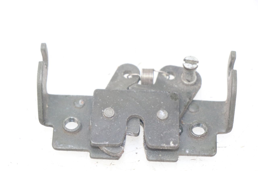 photo de SERRURE DE SELLE PIAGGIO X9 EVOLUTION 125 (2003 - 2007)