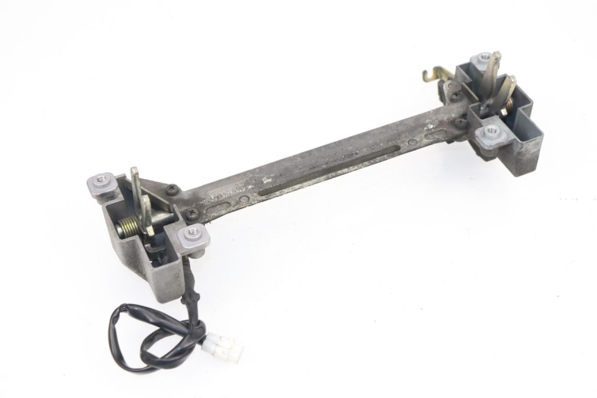 photo de SERRURE DE SELLE YAMAHA YP MAJESTY 400 (2004 - 2008)