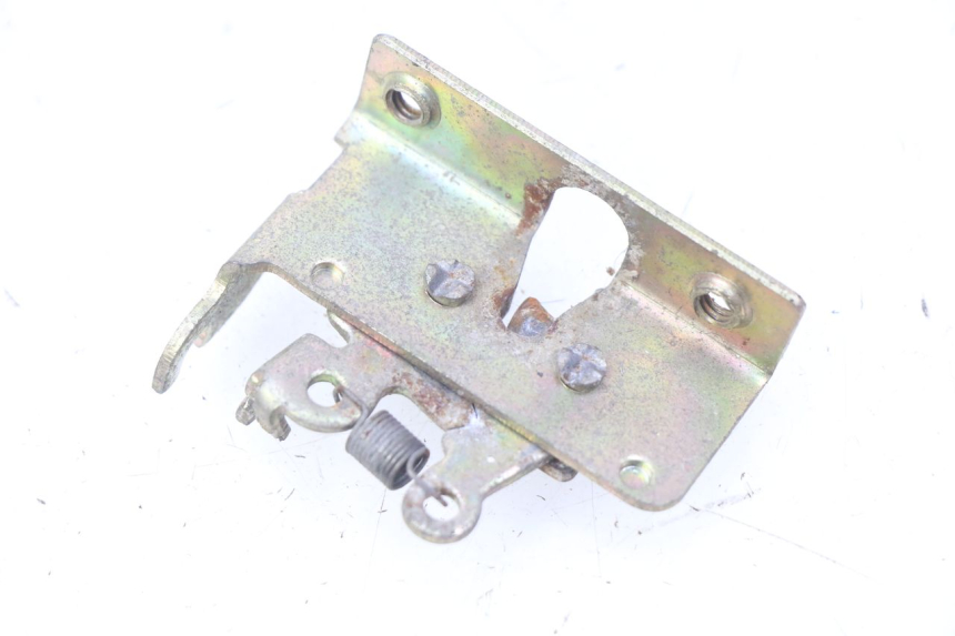 photo de SERRURE DE SELLE YAMASAKI YM T 125 (2015 - 2020)