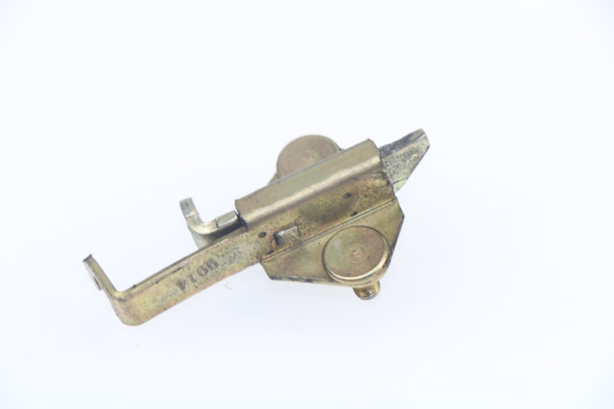 photo de SERRURE DE SELLE YAMAHA YZF R6 600 (1999 - 2001)