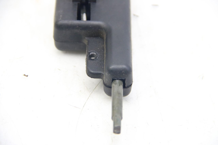 photo de SERRURE DE SELLE PIAGGIO ZIP 4T 50 (2018 - 2020)