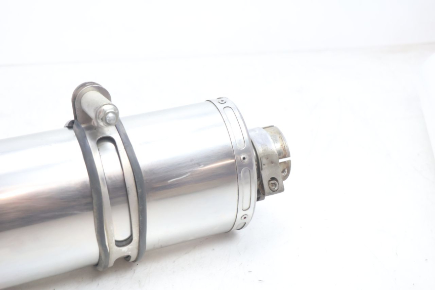 photo de SILENCIEUX HONDA CB F HORNET 600 (2005 - 2006) - Points de fixation
