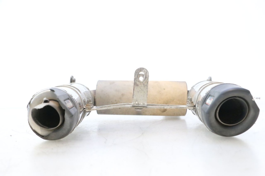 photo de SILENCIEUX SUZUKI GSR 600 (2005 - 2012) - Détail de la pièce
