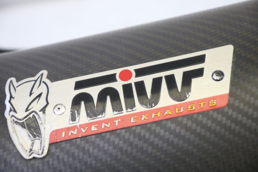 photo de SILENCIEUX KAWASAKI ZR 7 750 (1999 - 2001) - Zoom état d’usage