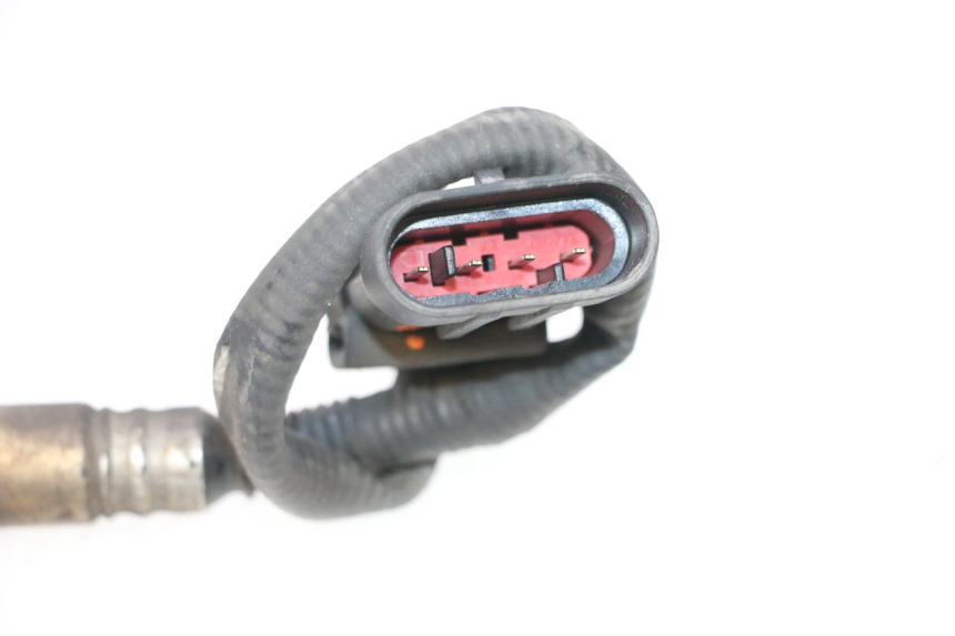 photo de SONDE LAMBDA PIAGGIO MP3 RL 250 (2006 - 2010) - Gros plan technique