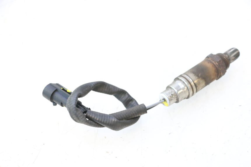 photo de SONDE LAMBDA PIAGGIO MP3 500 (2016 - 2018) - Gros plan technique