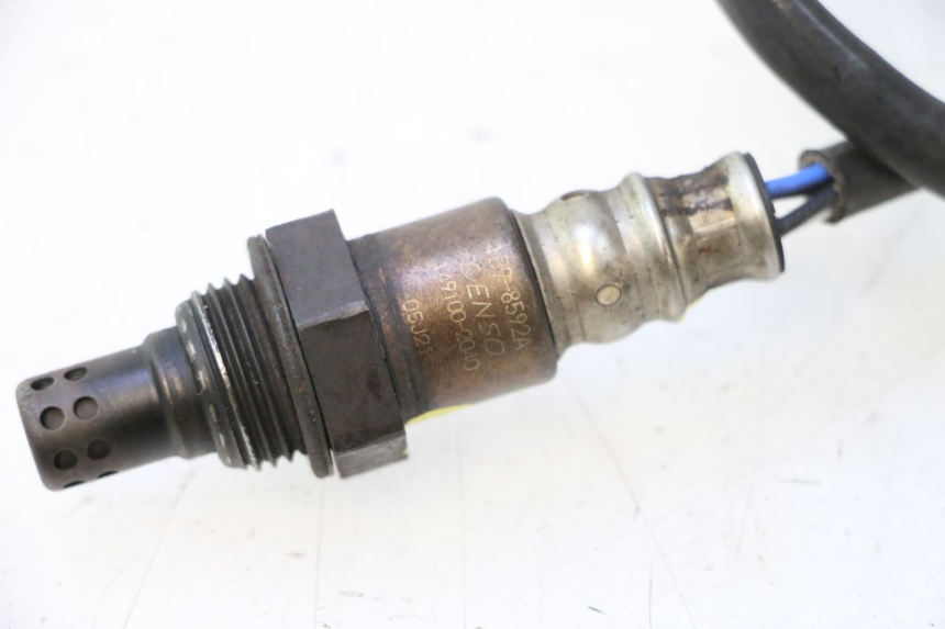 photo de SONDE LAMBDA YAMAHA XMAX X-MAX 125 (2006 - 2009) - Gros plan technique