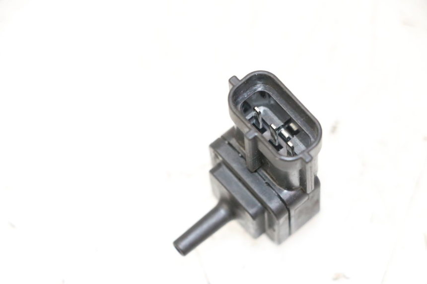 photo de SONDE PRESSION AIR SUZUKI BURGMAN 125 (2007 - 2014)