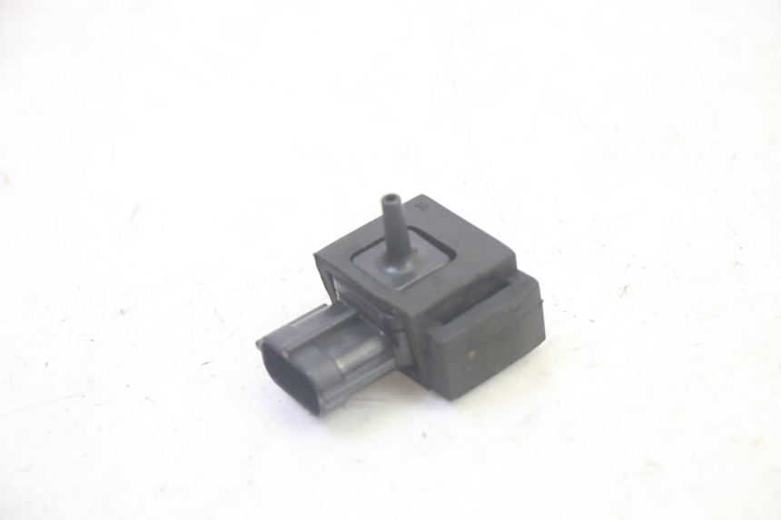 photo de SONDE PRESSION AIR SUZUKI BURGMAN 125 (2007 - 2014) - Détail de la pièce