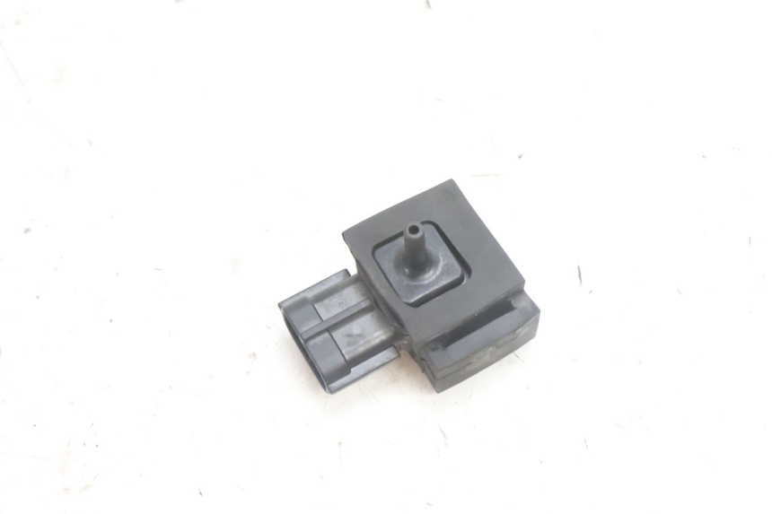 photo de SONDE PRESSION AIR SUZUKI BURGMAN 125 (2007 - 2014) - Détail de la pièce