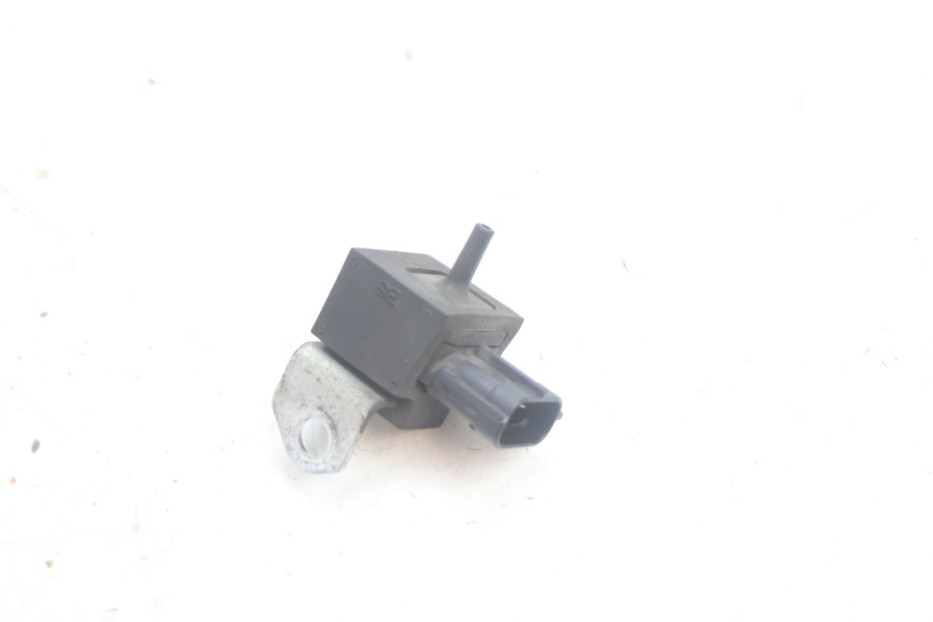 photo de SONDE PRESSION AIR SUZUKI BURGMAN EXECUTIVE ABS 650 (2006 - 2012) - Détail de la pièce