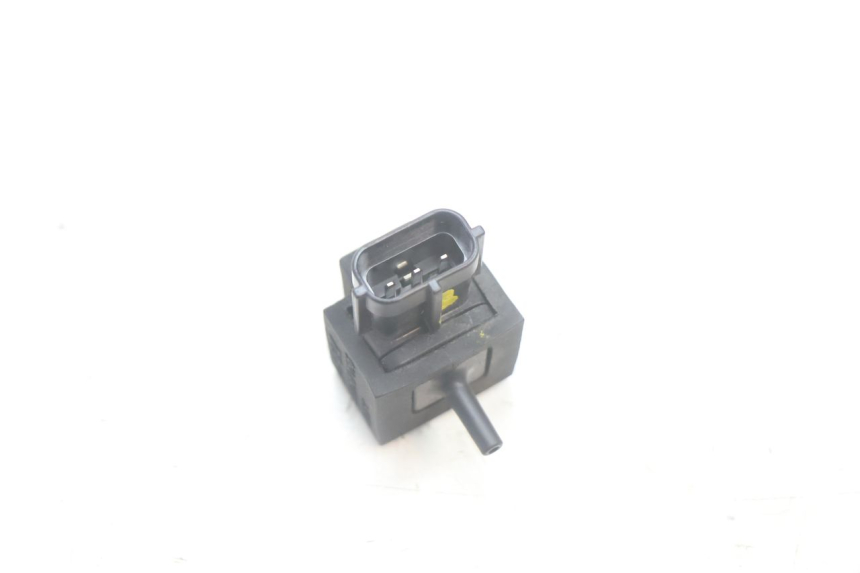 photo de SONDE PRESSION AIR SUZUKI BURGMAN EXECUTIVE ABS 650 (2006 - 2012) - Autre angle de vue