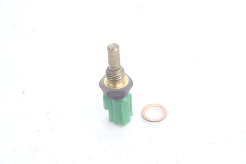 photo de SONDE PRESSION AIR SUZUKI BURGMAN EXECUTIVE ABS 650 (2006 - 2012) - Zoom état d’usage