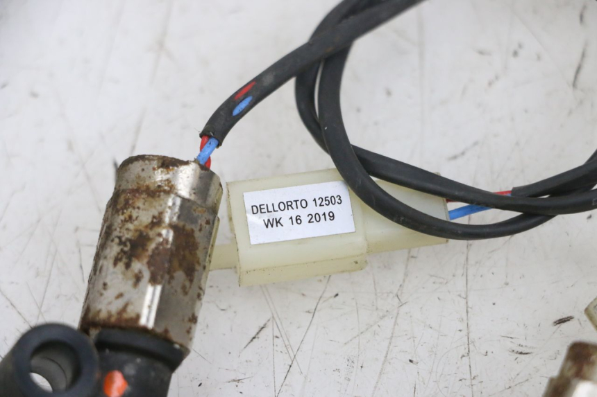 photo de SONDE PRESSION AIR LONGJIA DIGITA 4T 50 (2019 - 2022) - Autre angle de vue