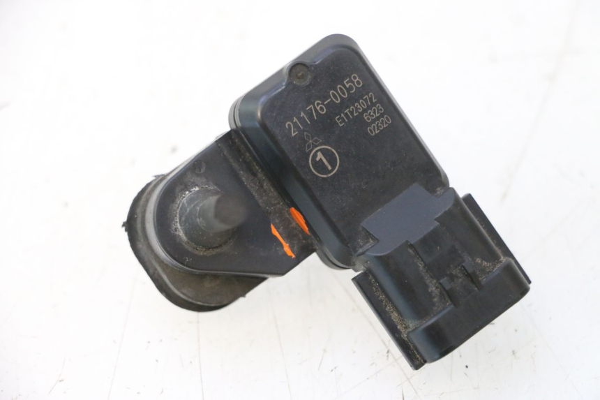 photo de SONDE PRESSION AIR KAWASAKI ER-6 ER6 N 650 (2005 - 2009) - Autre angle de vue