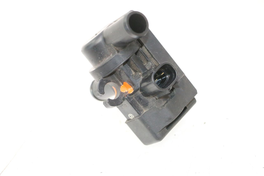photo de SONDE PRESSION AIR KAWASAKI ER-6 ER6 N 650 (2005 - 2009) - Autre angle de vue