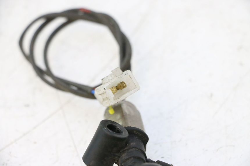 photo de SONDE PRESSION AIR SYM FIDDLE 3 III 50 (2014 - 2020) - Autre angle de vue