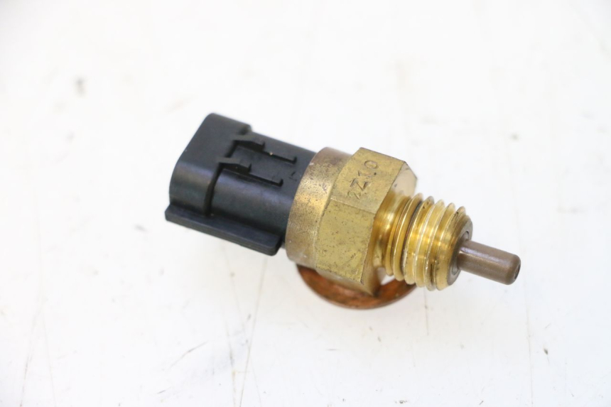 photo de SONDE PRESSION AIR YAMAHA FJR 1300 (2001 - 2005) - Détail de la pièce