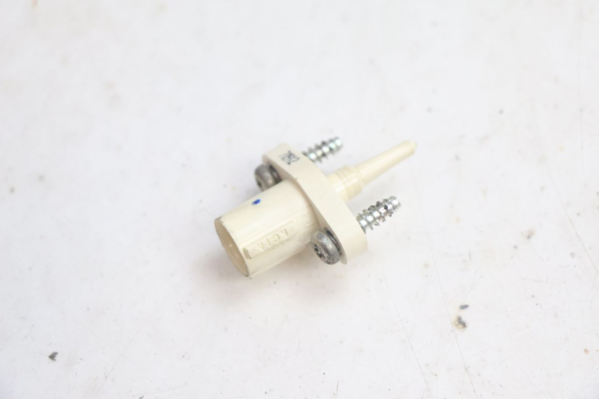 photo de SONDE PRESSION AIR HONDA FJS SILVER WING SILVERWING 400 (2005 - 2008) - Autre angle de vue