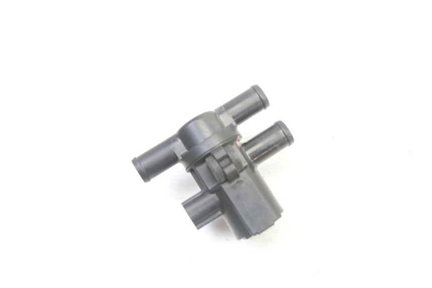 photo de SONDE PRESSION AIR SUZUKI GSR 750 (2011 - 2017)