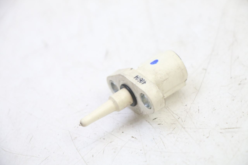 photo de SONDE PRESSION AIR SUZUKI GSR 750 (2011 - 2017)