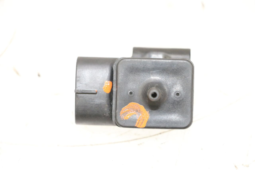 photo de SONDE PRESSION AIR SUZUKI GSXR GSX-R 1000 (2003 - 2004) - Gros plan technique